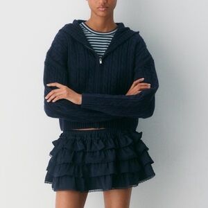 Aritzia Sunday Best BLACK Octavia Zip Hoodie